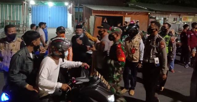 Kapolsek Bontoala Pimpin Tim Satgas Raika Laksanakan Operasi PPKM